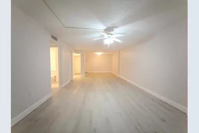 2800 N 46th #A502, Hollywood, FL 33021 - Photo 13