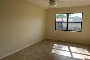 10631 NW 39th St, Coral Springs, FL 33065 - Photo 9