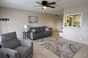 16 Sussex A, West Palm Beach, FL 33417 - Photo 1