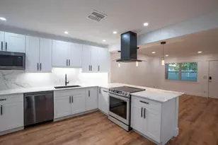 3468 NE 17th Ave, Oakland Park, FL 33334 - Photo 3