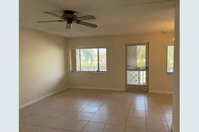 500 W Village Green Cir Circle W #212, Palm Springs, FL 33461 - Photo 5