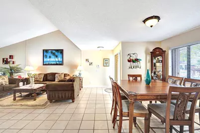 1839 NW 93rd Way, Plantation, FL 33322 - Photo 9