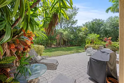 1043 Vintner Boulevard, Palm Beach Gardens, FL 33410 - Photo 9