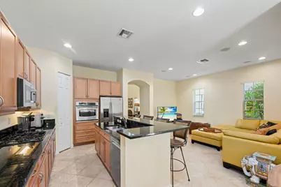 1043 Vintner Boulevard, Palm Beach Gardens, FL 33410 - Photo 27