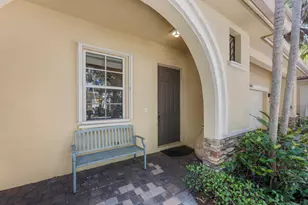 1043 Vintner Blvd, Palm Beach Gardens, FL 33410 - Photo 5
