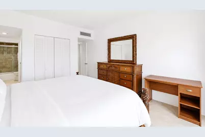 3230 S Ocean Boulevard #D-607, Palm Beach, FL 33480 - Photo 17