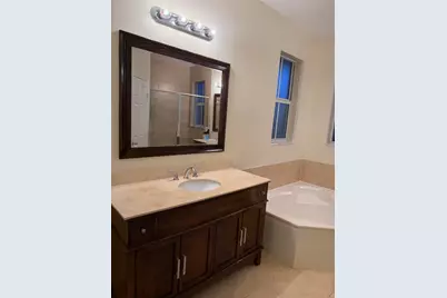 7490 NW 115th Court, Doral, FL 33178 - Photo 11