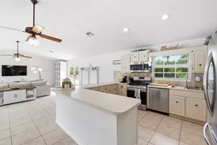 785 Cindy Dr, Wellington, FL 33414 - Photo 9