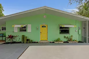 1947 Holman Dr, North Palm Beach, FL 33408 - Photo 9