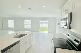 17124 Pompeii Wy, North Fort Myers, FL 33917 - Photo 3