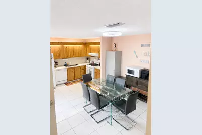 235 Woodland Road, Palm Springs, FL 33461 - Photo 13