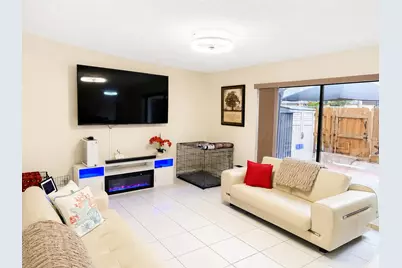 235 Woodland Road, Palm Springs, FL 33461 - Photo 7