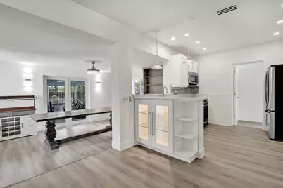 1528 NE 28th Drive, Wilton Manors, FL 33334 - Photo 7
