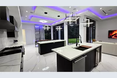11601 NW 27th Street, Plantation, FL 33323 - Photo 19