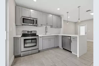 128 SW 22nd Terrace, Fort Lauderdale, FL 33312 - Photo 3