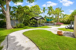 249 SW 14th St, Dania Beach, FL 33004 - Photo 5