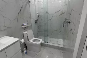 300 E 4th St, Hialeah, FL 33010 - Photo 11