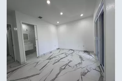 300 E 4th Street #103, Hialeah, FL 33010 - Photo 17