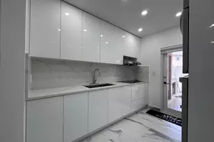 300 E 4th St, Hialeah, FL 33010 - Photo 3