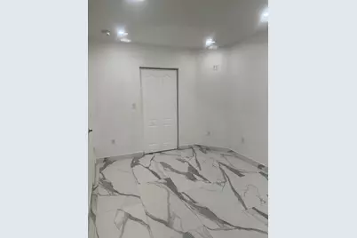 300 E 4th Street #103, Hialeah, FL 33010 - Photo 27