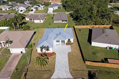 5945 NW Foust Circle, Port Saint Lucie, FL 34986 - Photo 3