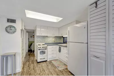 18 Juniper Drive #J, Briny Breezes, FL 33435 - Photo 11