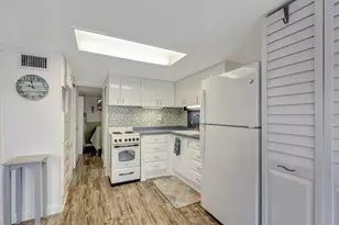 18 Juniper Dr, Briny Breezes, FL 33435 - Photo 11