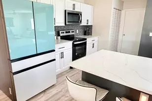 2456 SW Monterrey Ln, Port Saint Lucie, FL 34953 - Photo 11