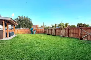 2456 SW Monterrey Ln, Port Saint Lucie, FL 34953 - Photo 5
