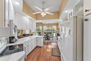 8485 SE Palm Hammock Ln, Hobe Sound, FL 33455 - Photo 9