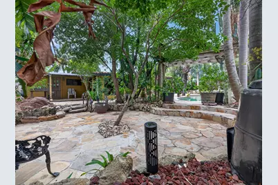 949 NE 25th Avenue, Pompano Beach, FL 33062 - Photo 13