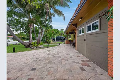 949 NE 25th Avenue, Pompano Beach, FL 33062 - Photo 5