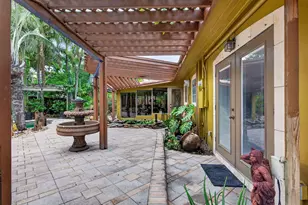 949 NE 25th Ave, Pompano Beach, FL 33062 - Photo 17