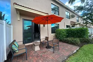 10199 Akenside Dr, Boca Raton, FL 33428 - Photo 9