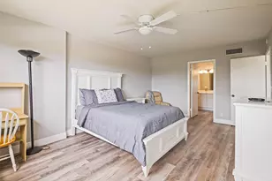 6850 10th Ave N, Greenacres, FL 33467 - Photo 9