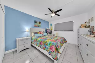580 Egret Dr, Hallandale Beach, FL 33009 - Photo 23