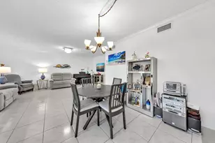 580 Egret Dr, Hallandale Beach, FL 33009 - Photo 11
