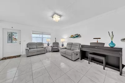 580 Egret Drive #121, Hallandale Beach, FL 33009 - Photo 1