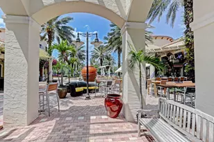 4710 Artesa Wy E, Palm Beach Gardens, FL 33418 - Photo 45