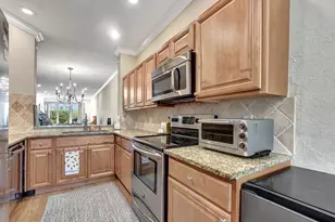 6682 Via Regina, Boca Raton, FL 33433 - Photo 7