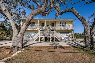 5127 Bay Blvd, Port Richey, FL 34668 - Photo 1