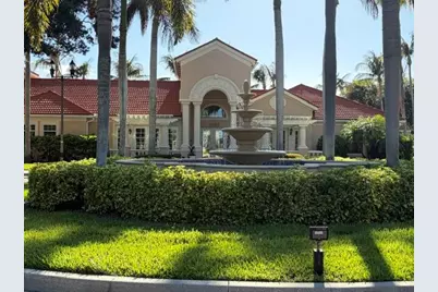 1590 S 42nd Circle S #308, Vero Beach, FL 32967 - Photo 1