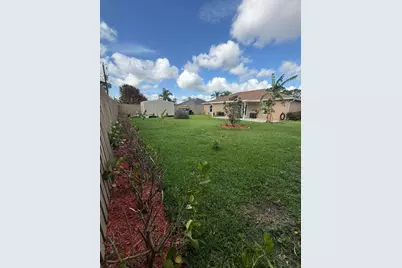 349 NW Hibiscus Street, Port Saint Lucie, FL 34983 - Photo 21