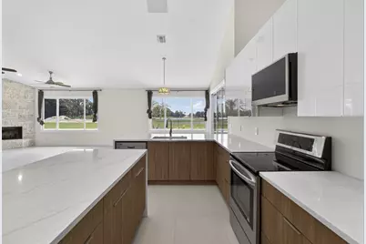 8030 Woodsmuir Drive, Palm Beach Gardens, FL 33412 - Photo 17