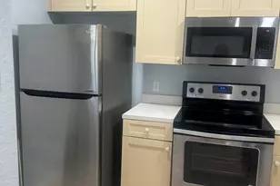 1049 Golden Lakes Blvd, West Palm Beach, FL 33411 - Photo 11
