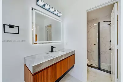 1551 Seagrape Way, Hollywood, FL 33019 - Photo 19