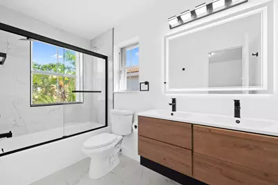 1551 Seagrape Way, Hollywood, FL 33019 - Photo 23