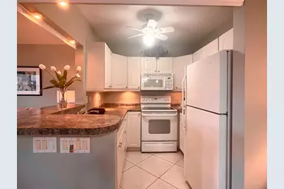243 Coventry K, West Palm Beach, FL 33417 - Photo 3