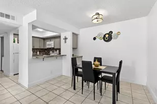 1548 SE Royal Green Cir, Port Saint Lucie, FL 34952 - Photo 5