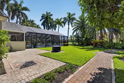 15822 Cypress Park Drive, Wellington, FL 33414 - Photo 35